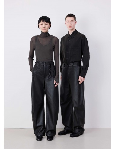 LEATHER BELTED TWISTED PANTS chez Cornerstreet bien 