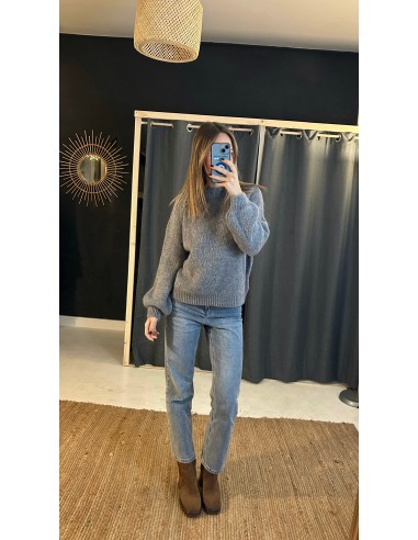 Pull Alma ouvre sa boutique