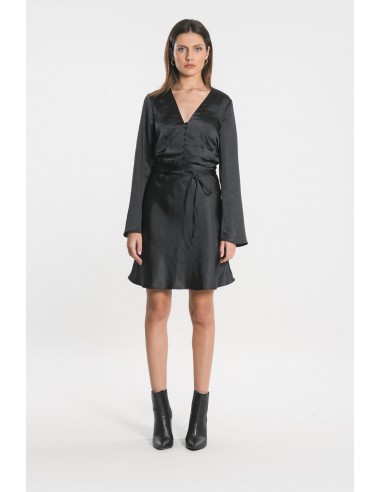 ROBE SIA VEE NOIR suggérées chez